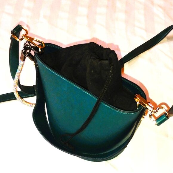 Tourmaline Green bucket Shoulder Bag - Picture 1 of 7